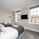 Lennon\'S Place Sleeping 5 Guests