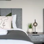 Lennon\'S Place Sleeping 5 Guests