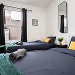 Perfect Football Home Near Lfc Ground