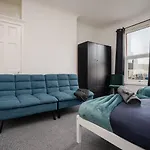 Perfect Football Home Near Lfc Ground