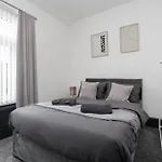 Stunning House - Free Parking - Goodison&Anfield