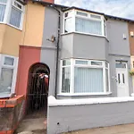 28 Empress Road