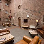 Caro Short Stay Main Bridewell