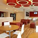 Travelodge Liverpool Central Exchange Street