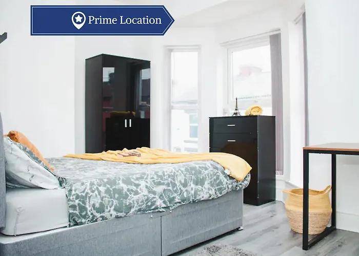 Elegant 4Bed House Near The City Centre