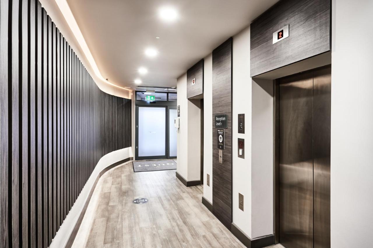 Quest Centre 4*