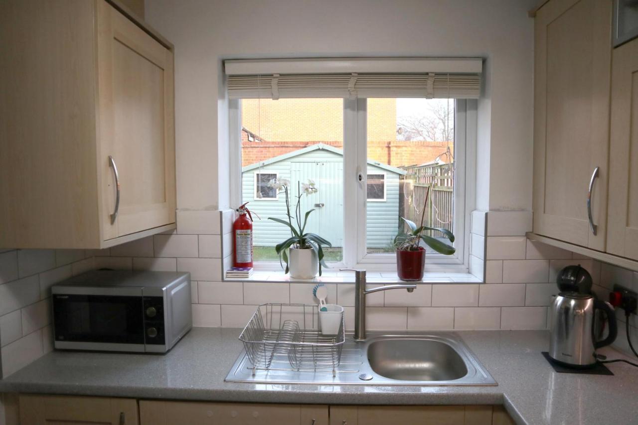 In Our Sleeps 5 In 2 Double & 1 Single Bedrooms Holiday home
