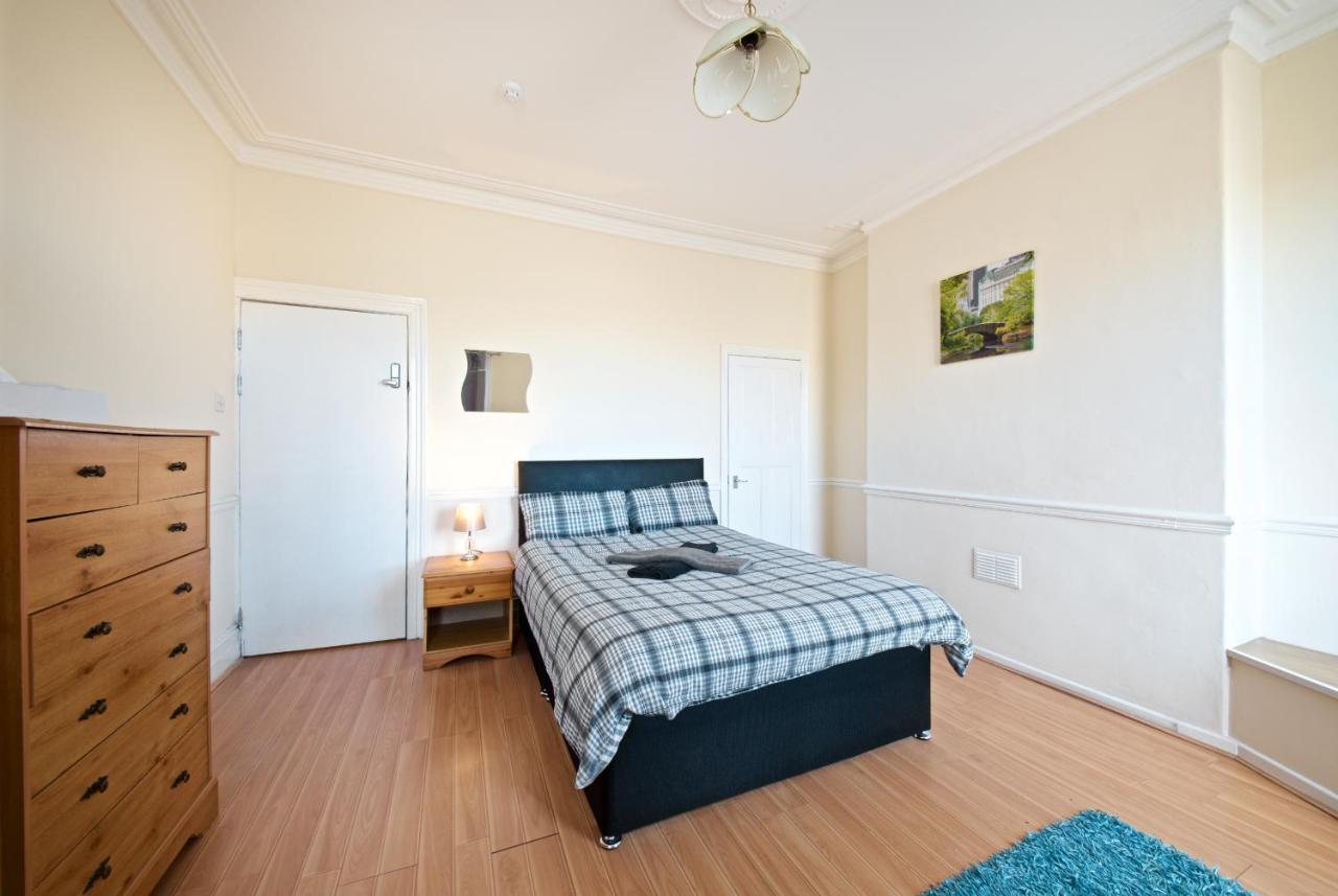 - Lawrence Road Bb1 Liverpool