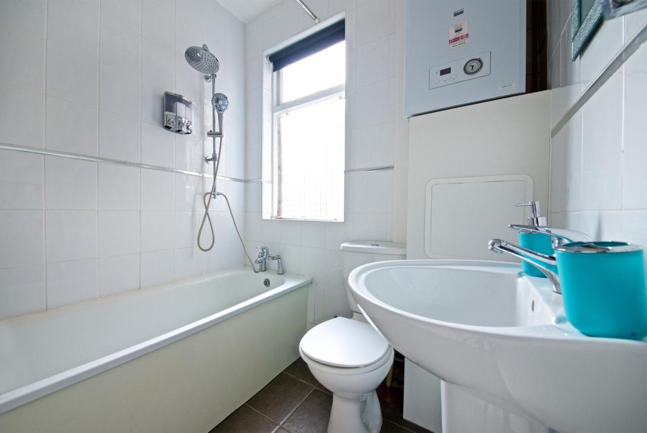 - Lawrence Road Bb1 Apartment