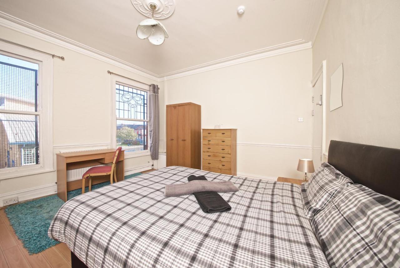 - Lawrence Road Bb1 Liverpool
