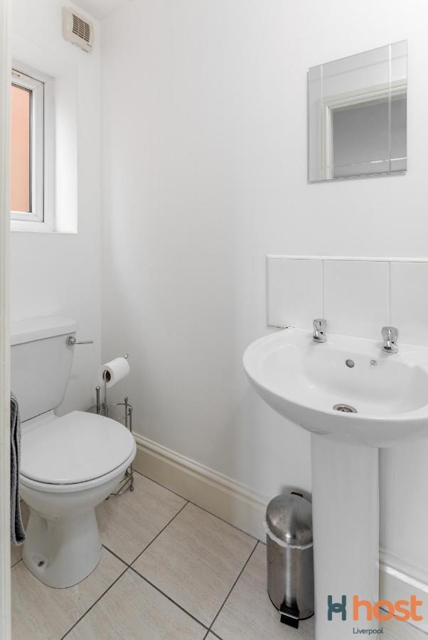 Host - In A Spacious Coliving And Coworking With Garden, And Parking Close To Centre Guest house Liverpool