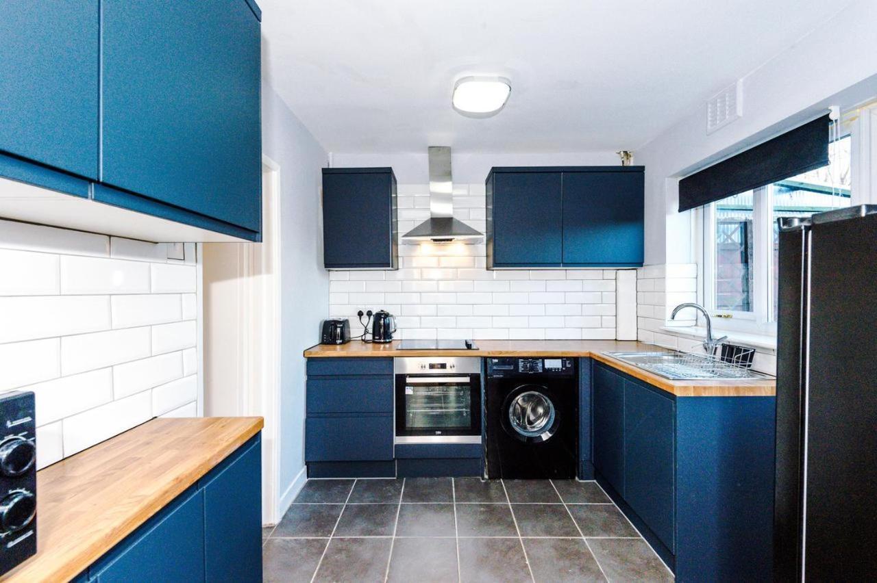 Damwood House Holiday home *
