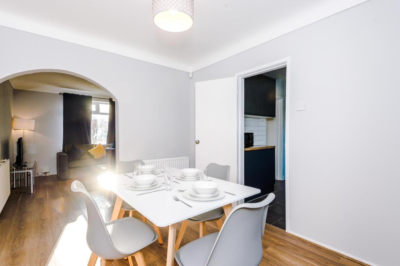 Damwood House Holiday home