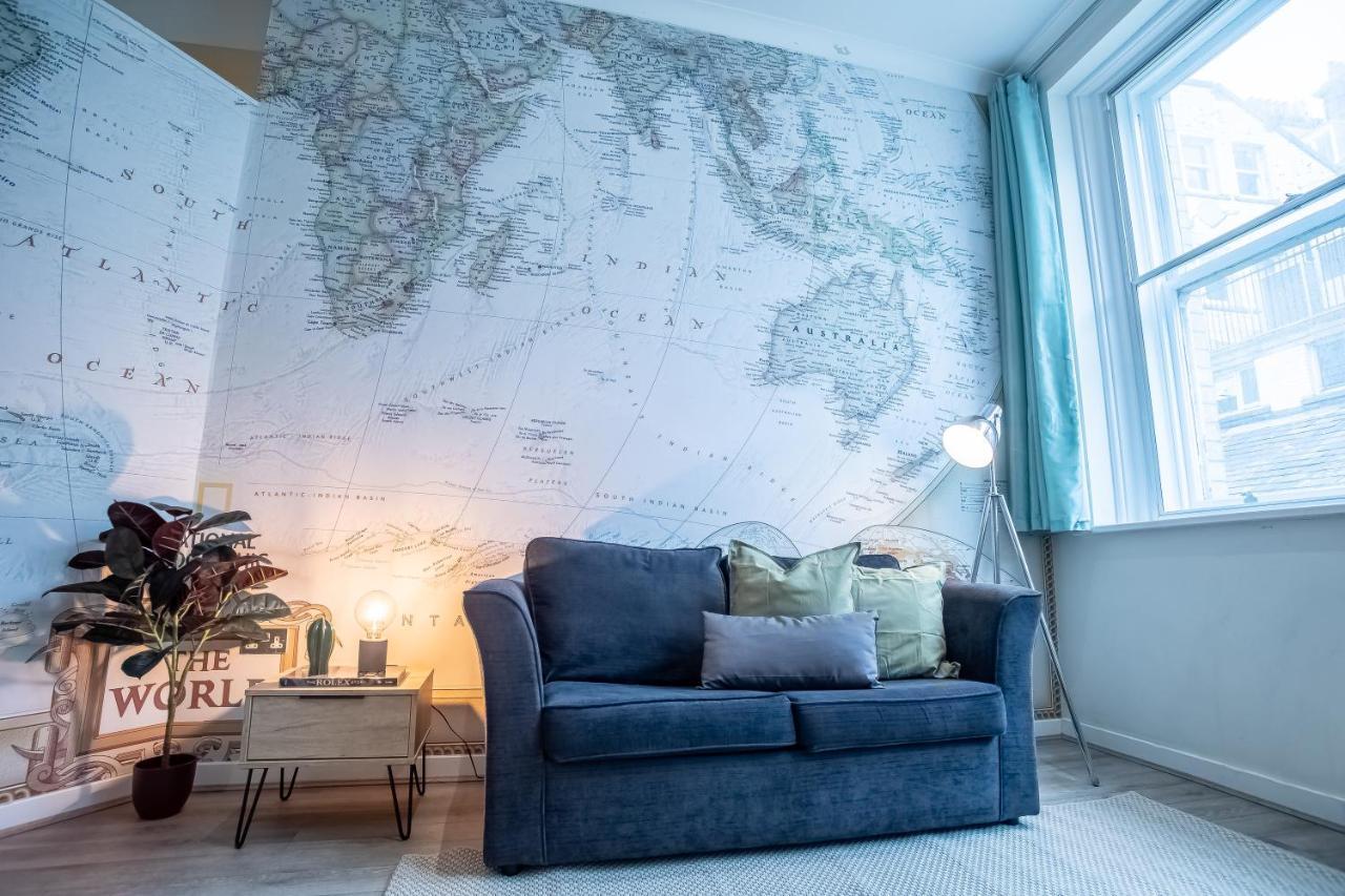 Luxe Near Albert Docks - 3 Graces - One - Business, Contract & Corporate Ready Apartment
