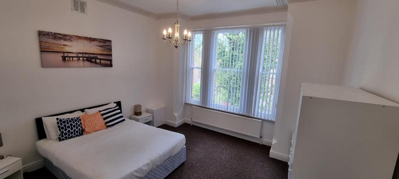 No 3 At Ivanhoe - 1 Bed Near Sefton Park And Lark Lane Apartment Liverpool