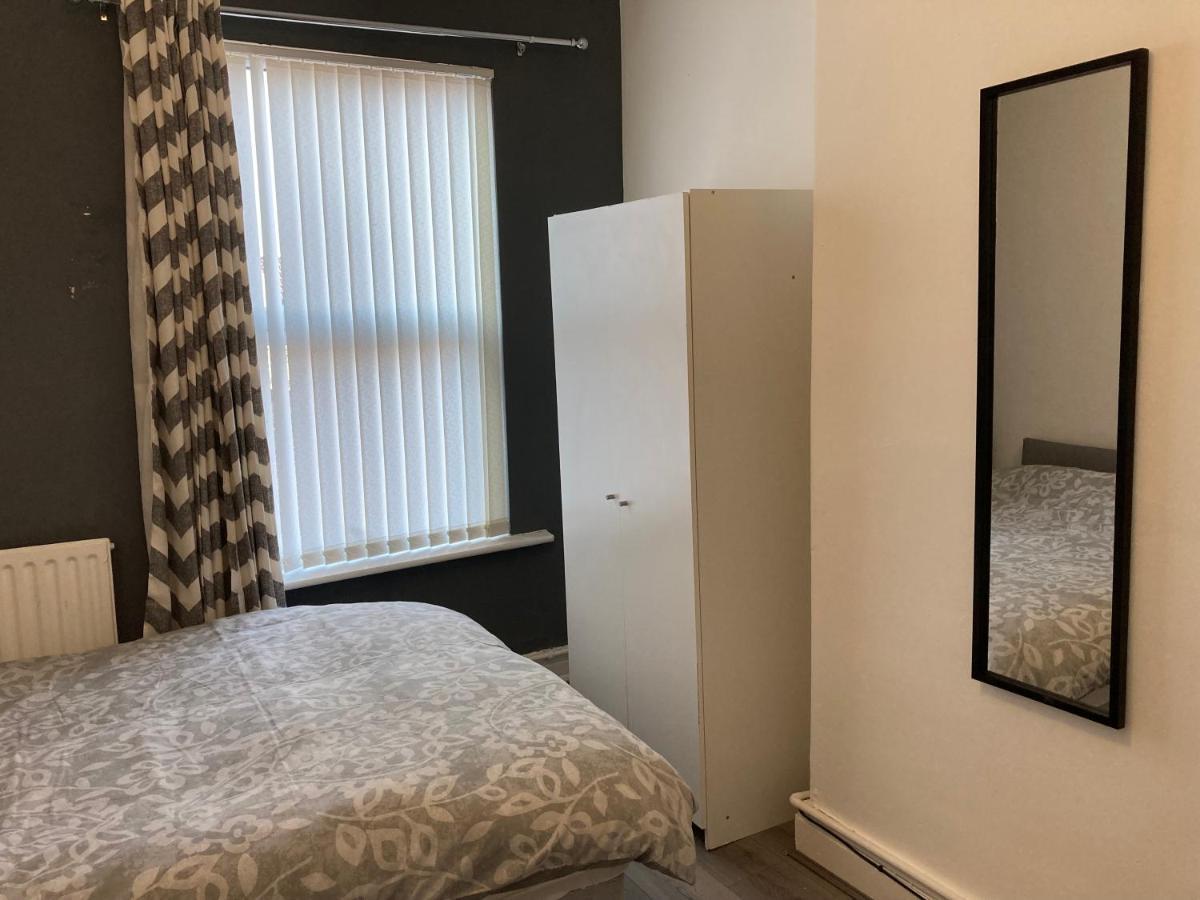Chosen Rocky Lane Private Guest house Liverpool