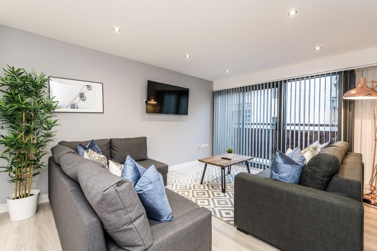 Host - 2-bedroom L1 - Sleeps 8! Apartment