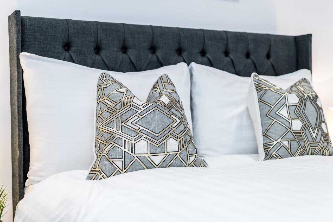 Host - 2-bedroom L1 - Sleeps 8! * Liverpool
