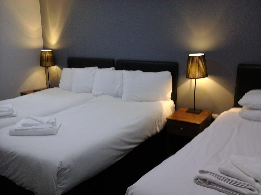 Hotel The 2*