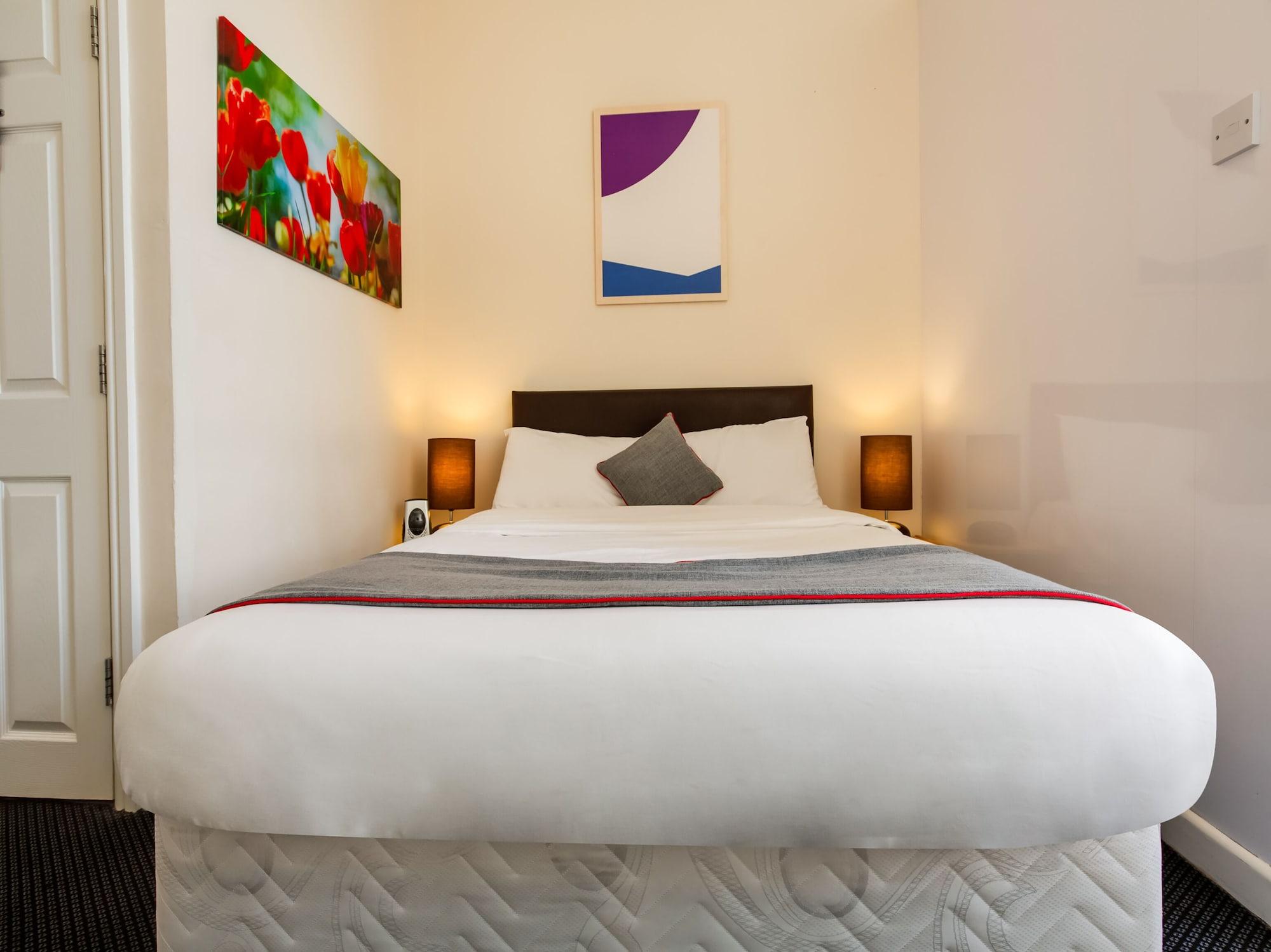 Oyo Palatine Inn 2*