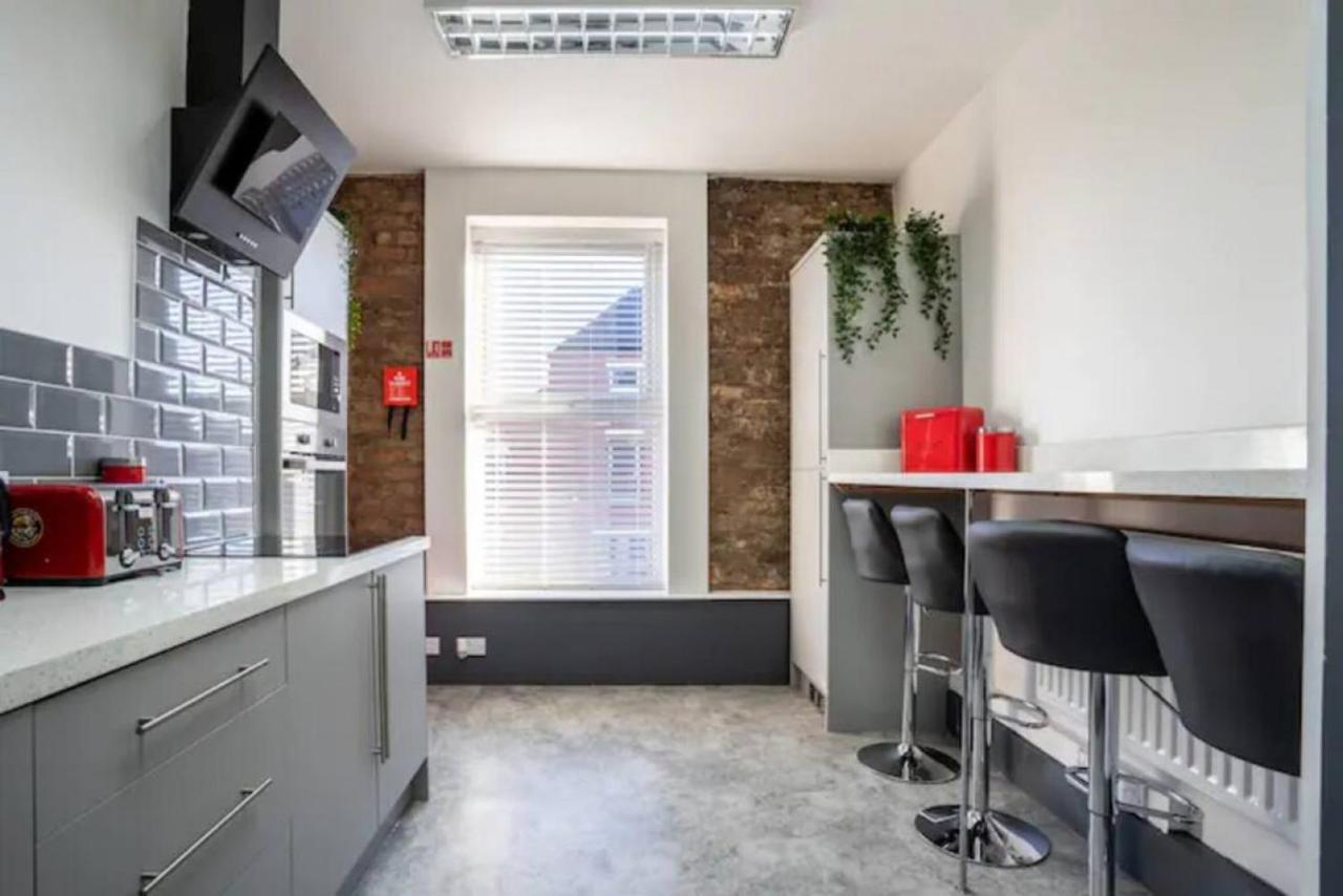 Holiday home Host - Picton Party Ultimate Party Pad Liverpool