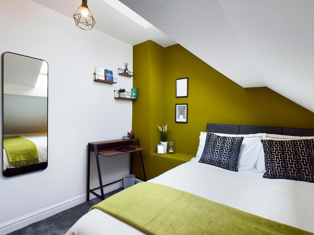 Large, Stylish Maisonette In Liverpool, Opposite Sefton Park Apartment *