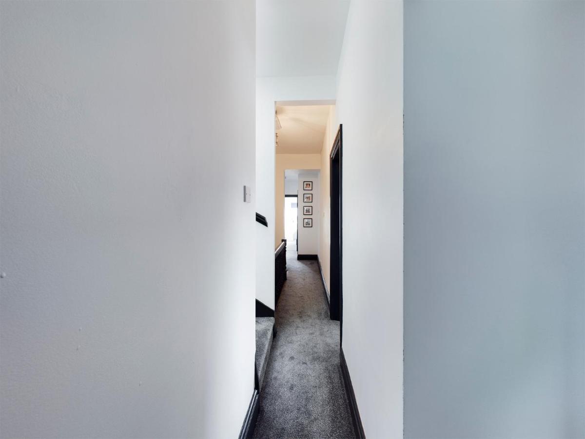 Large, Stylish Maisonette In Liverpool, Opposite Sefton Park *