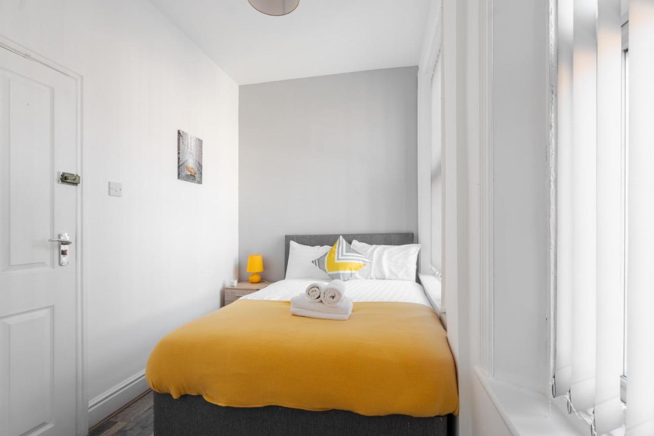 Huge 7 Bed For Groups * Liverpool