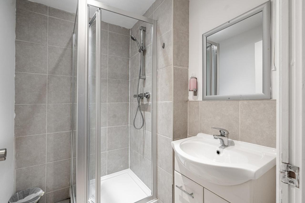 Apartment Huge 7 Bed For Groups Liverpool