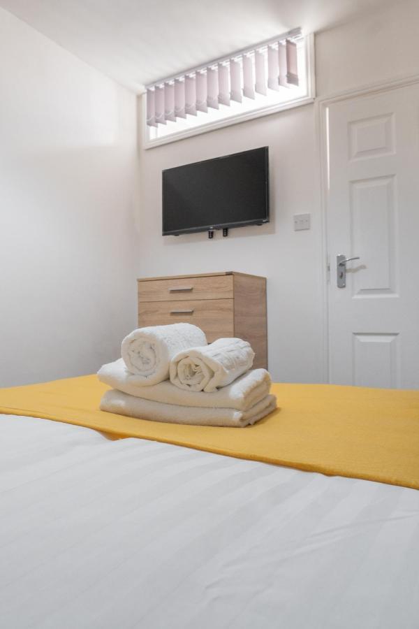 Apartment Huge 7 Bed For Groups Liverpool