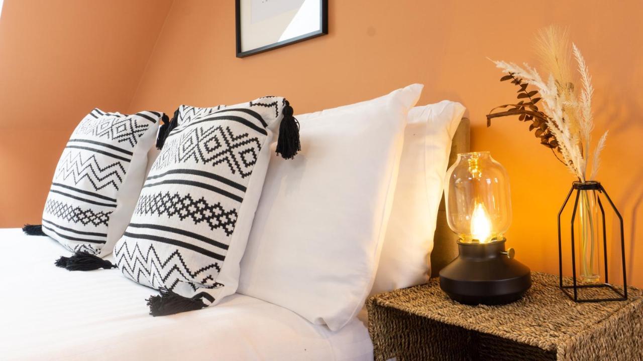 Air Host And - New Build With Parking Minutes From Lfc Ref31 * Liverpool