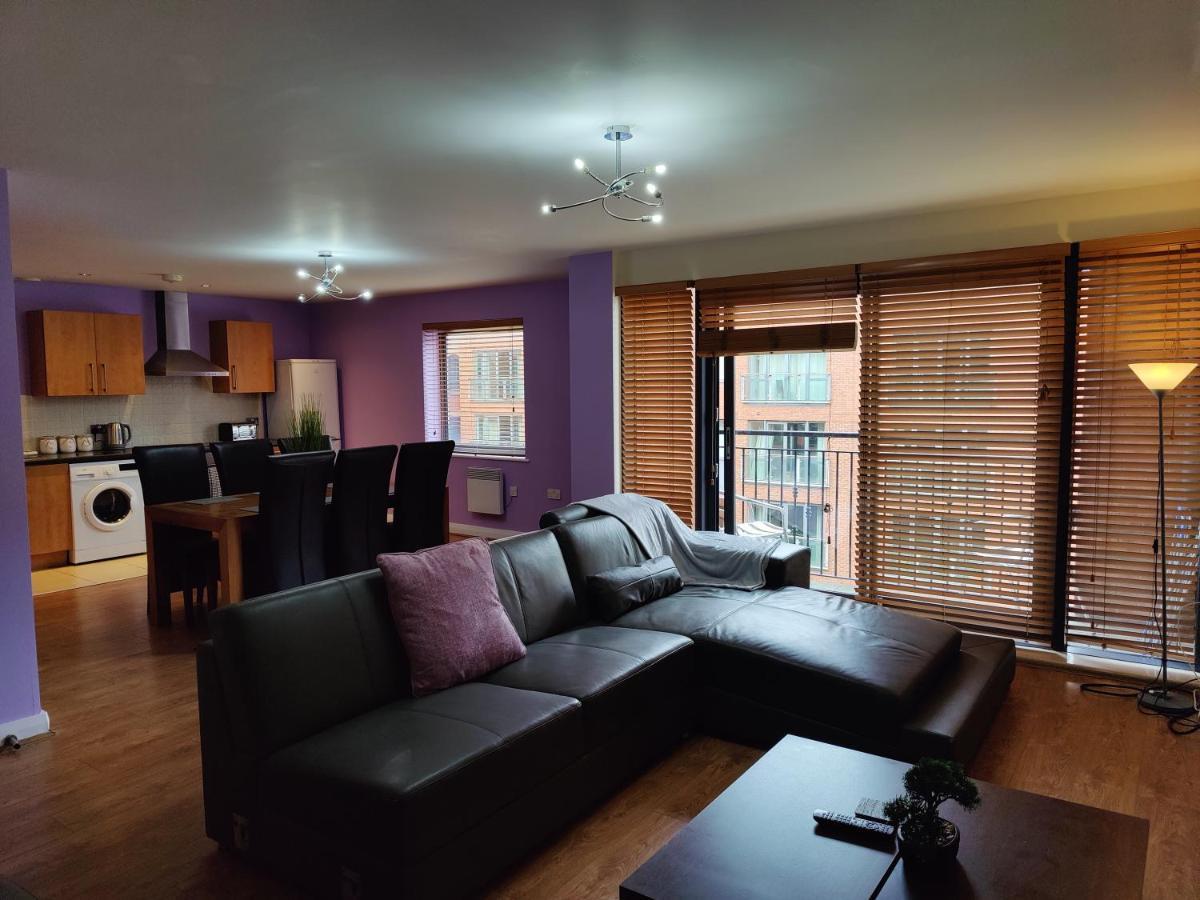 Free Parking Entire Centre - Mount Pleasant Apartment