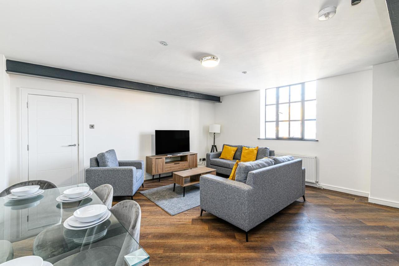 Apartment Walton Building *