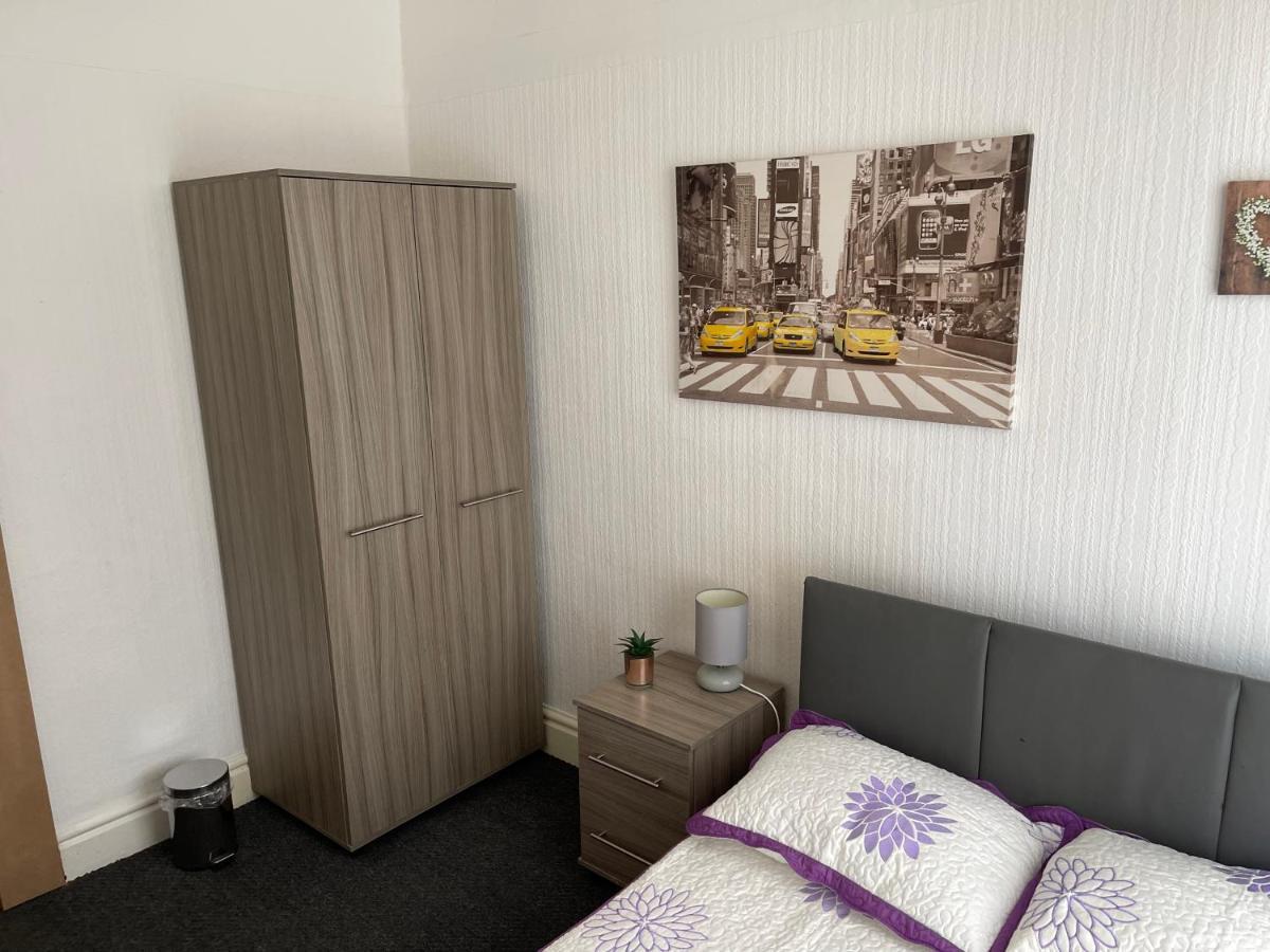 Guest house Ashdale Liverpool