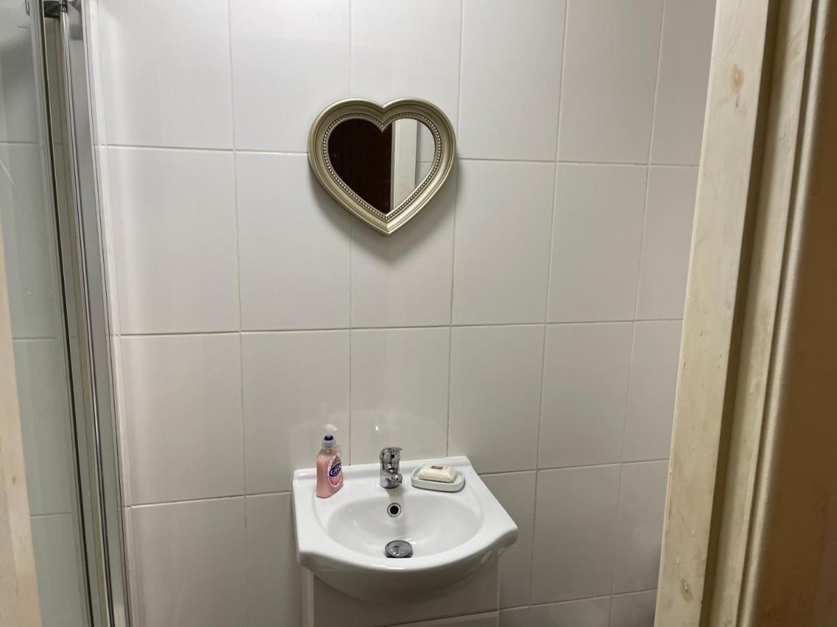 Guest house Ashdale Liverpool