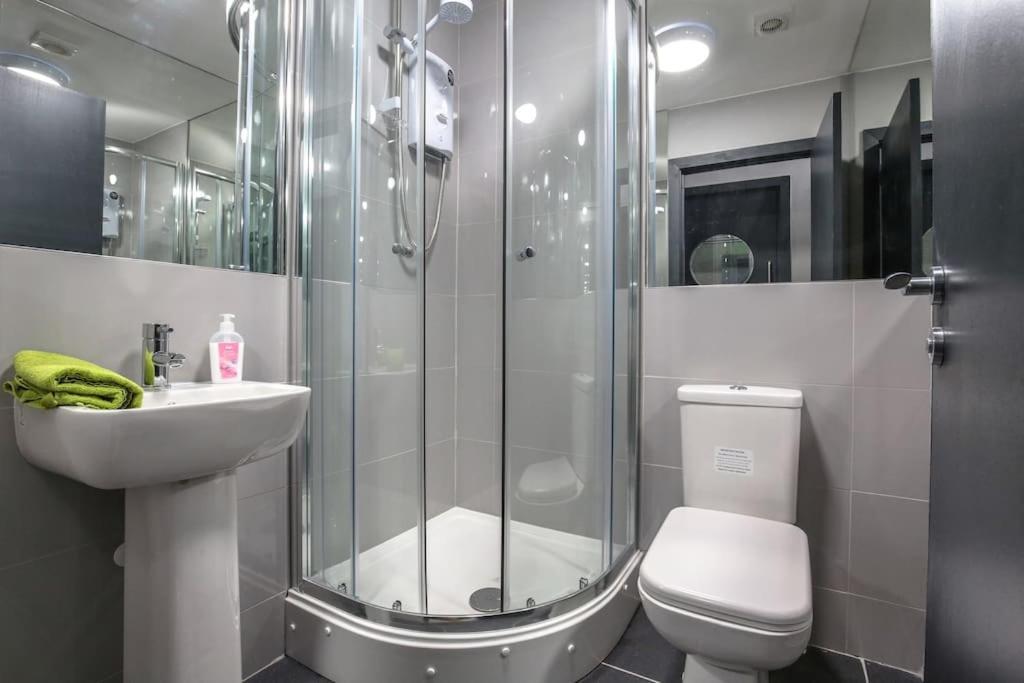 Manhattan - Sleeps 24! Heart Of Liverpool