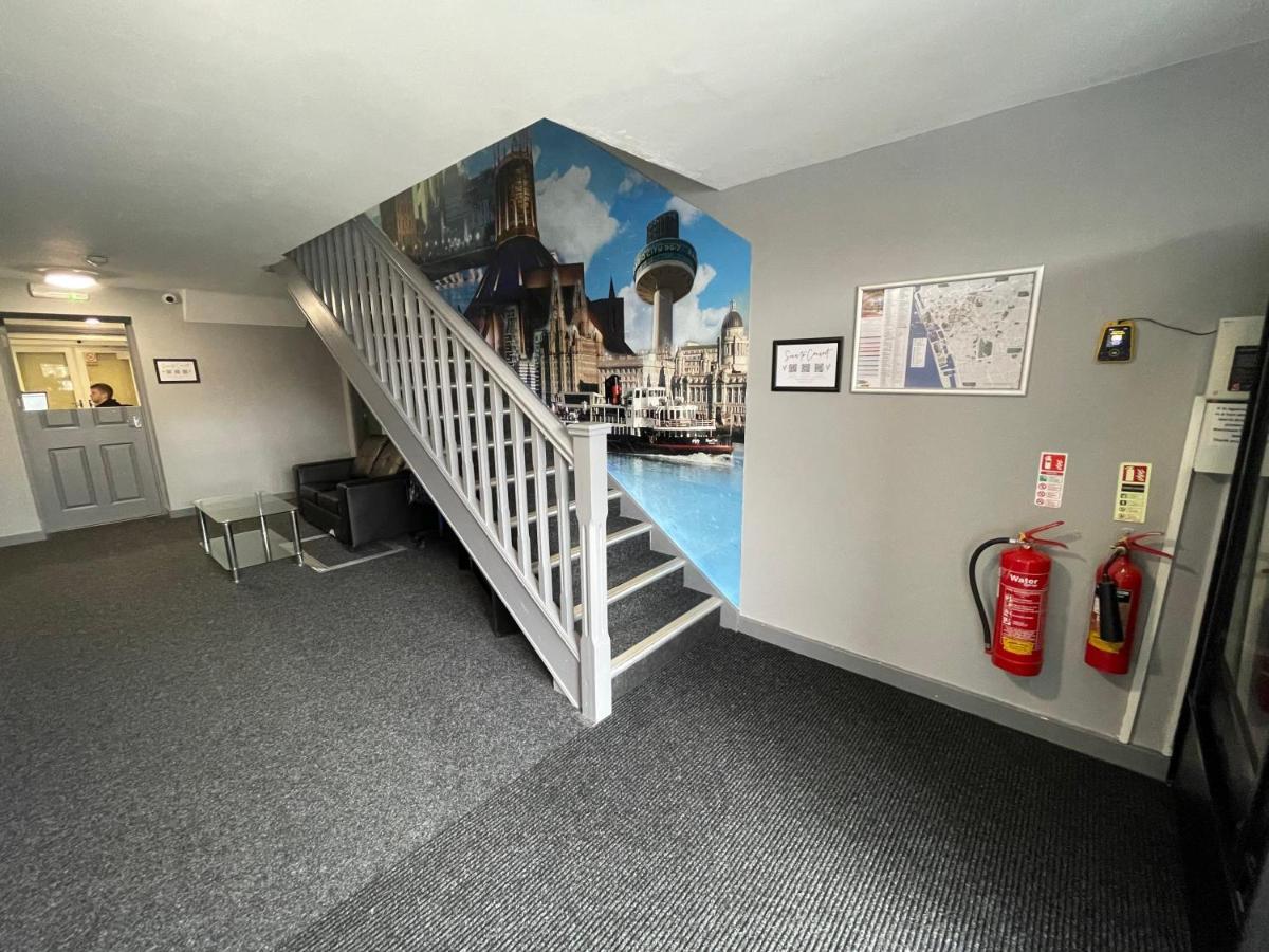 Apartment Hosted By Ryan - 2 Bedroom