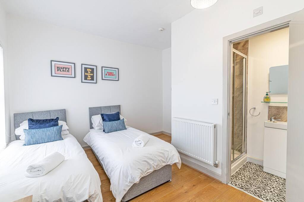 Holiday home Serviced 5 Bedroom Holiday House Liverpool