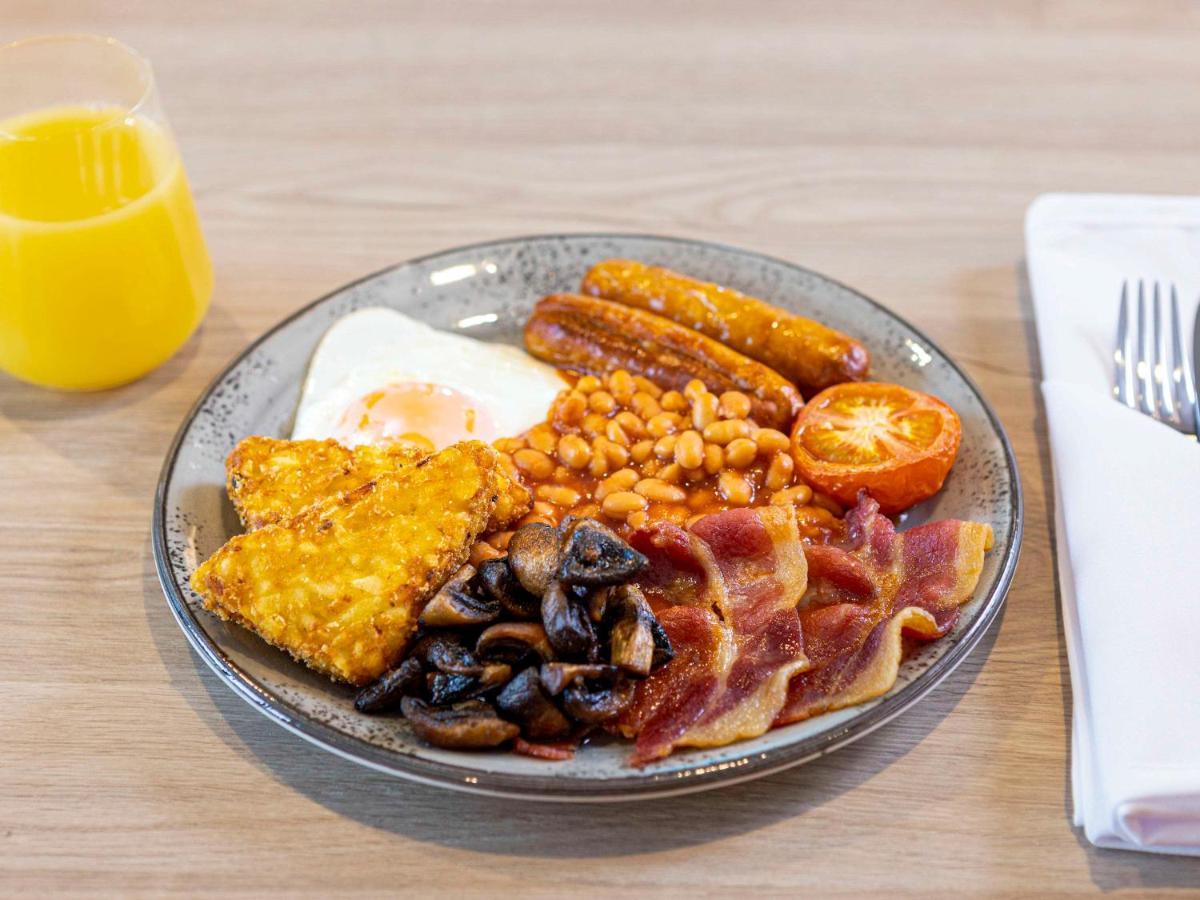 Novotel Paddington Village Hotel 4*