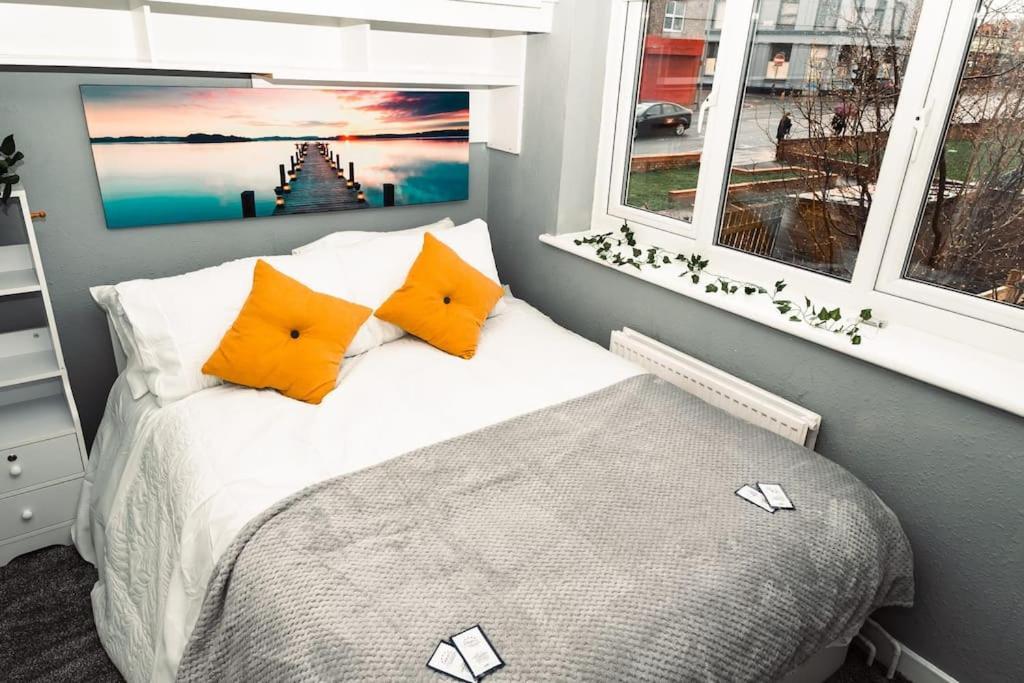 Holiday home Elegant 2 Bed With Hot Tub And A Host Of Amenities