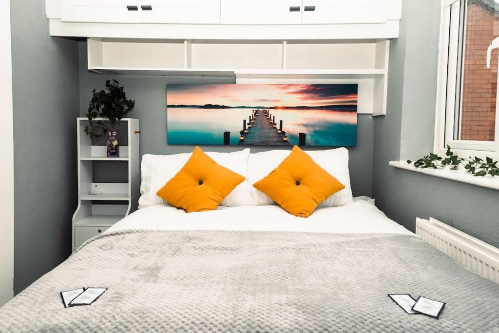 Elegant 2 Bed With Hot Tub And A Host Of Amenities * Liverpool