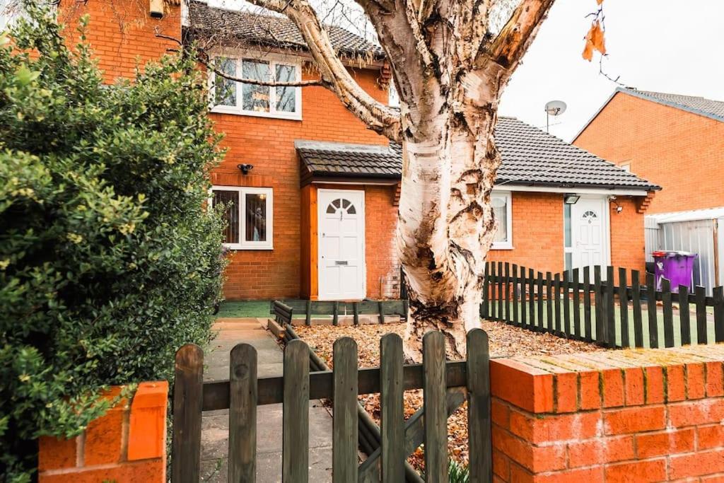 Elegant 2 Bed With Hot Tub And A Host Of Amenities Holiday home