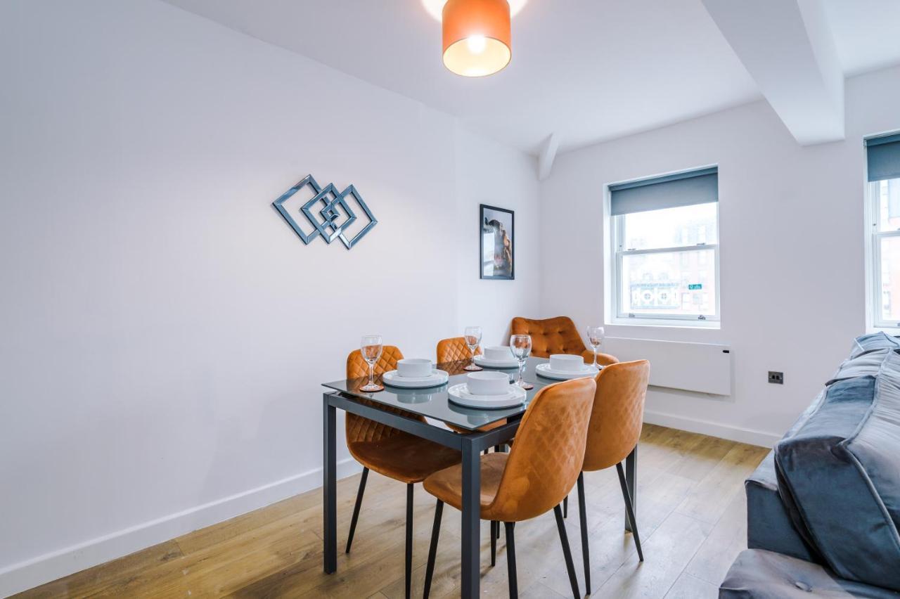 Apartment A-k Apartments- Vibrant Centre Sleeping 5 Guests *