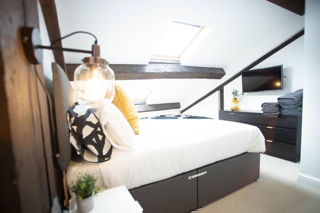 Apartment Penthouse In Lvpl-sleeps 6