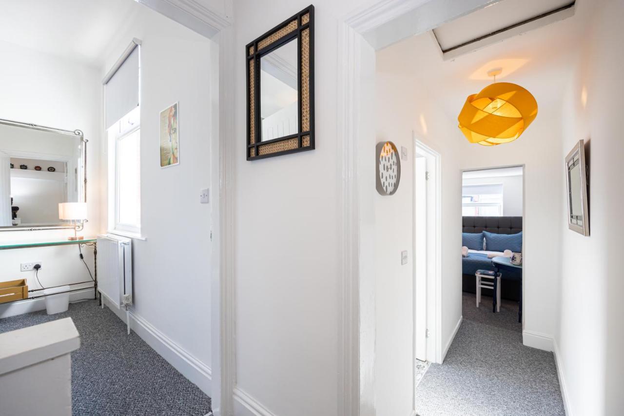Earp House - Air Host & - Sleeps 7