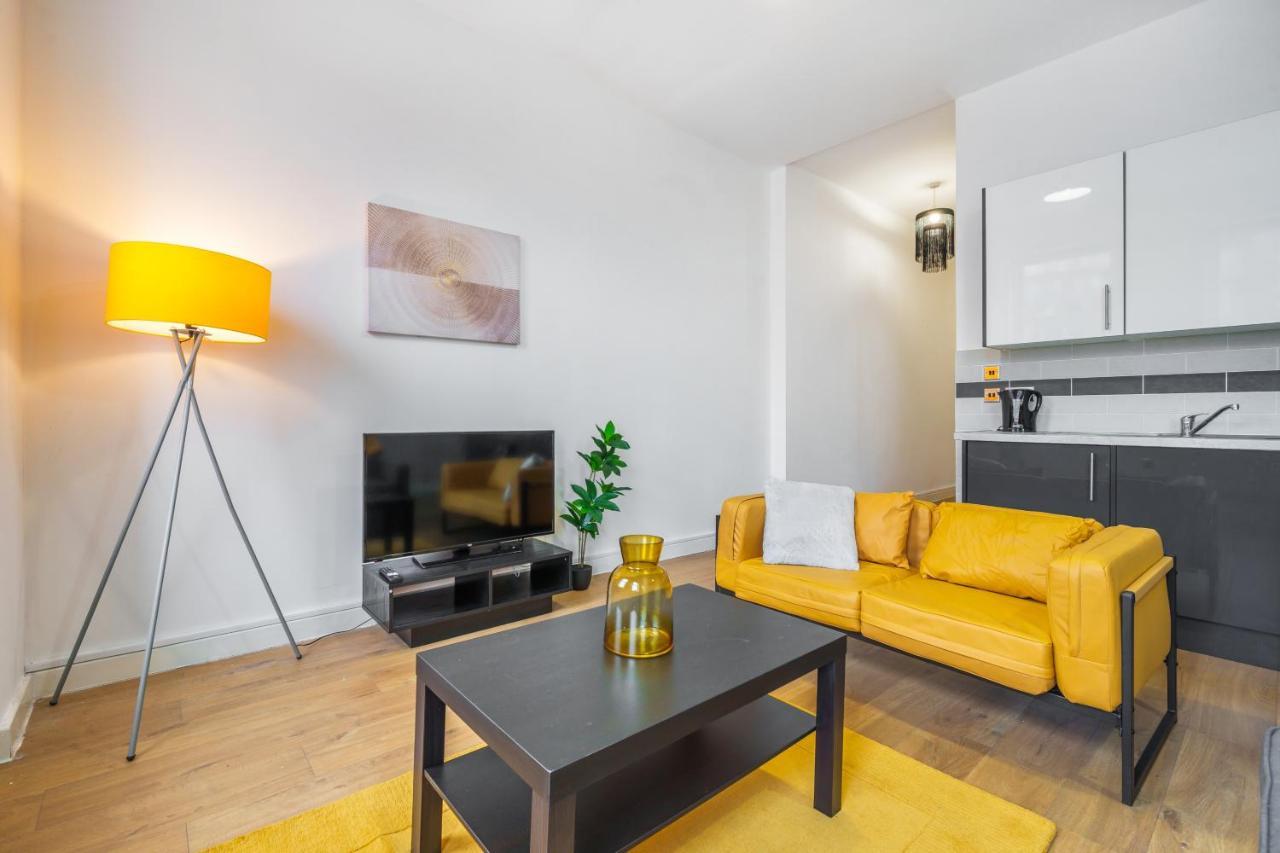 Centre 2 Bedroom - Ideal For Guest Types Apartment *