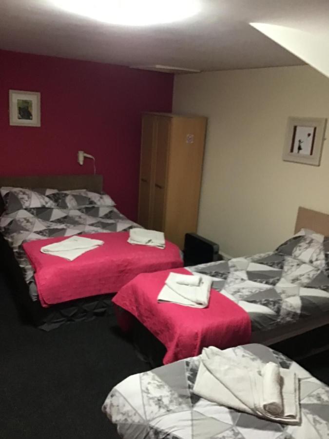 Bed & Breakfast Mr Smiths/ The Old Stanley Arms Liverpool