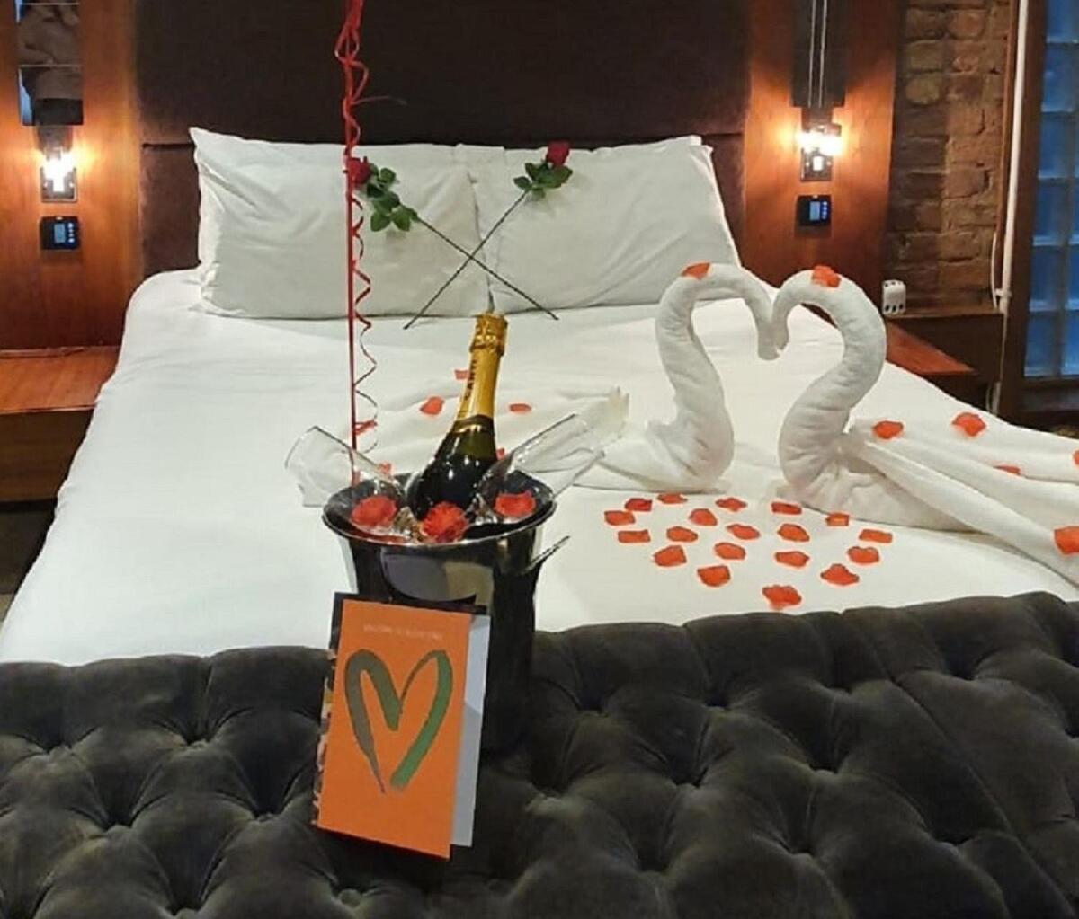 Infinity Partypadsliverpool Hen And Stag Welcome Apartment *