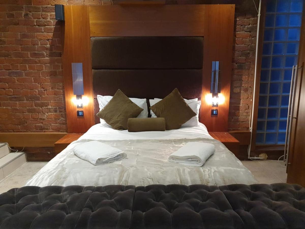 Infinity Partypadsliverpool Hen And Stag Welcome Apartment *