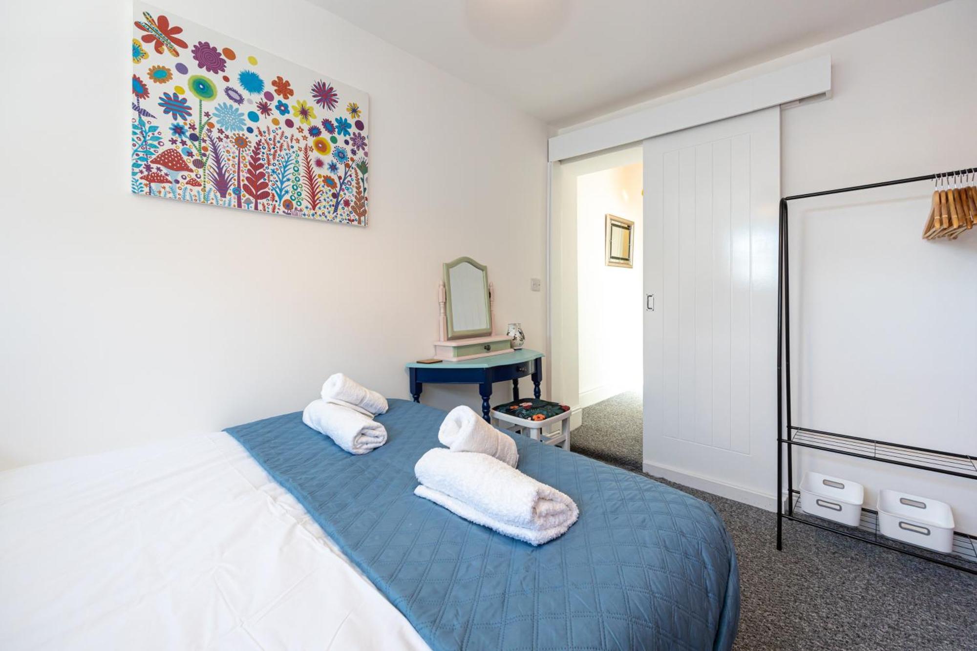Earp House - Air Host & - Sleeps 7